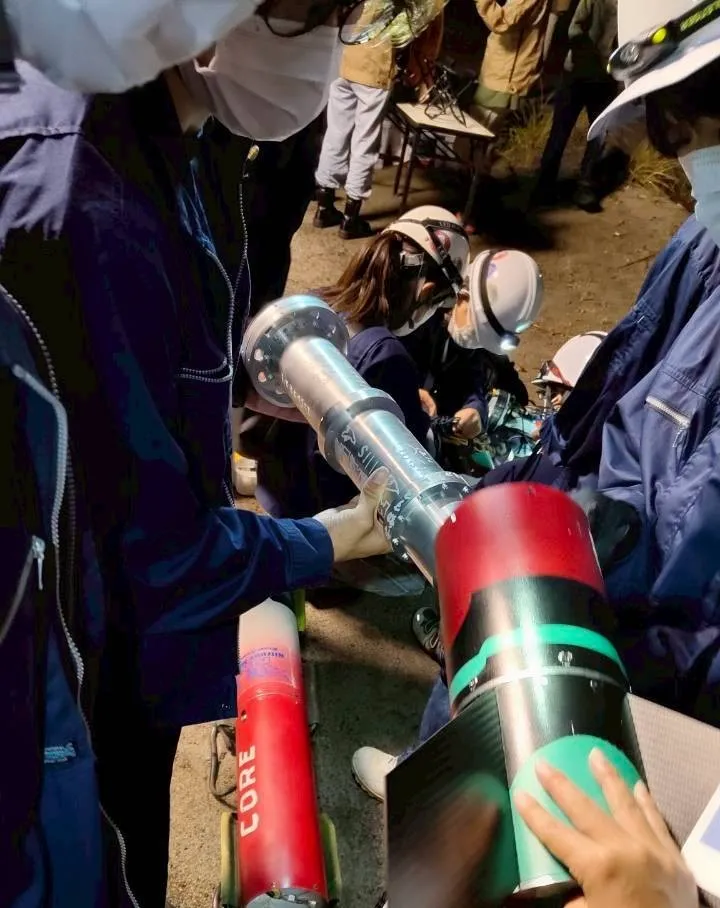 機体組み立て